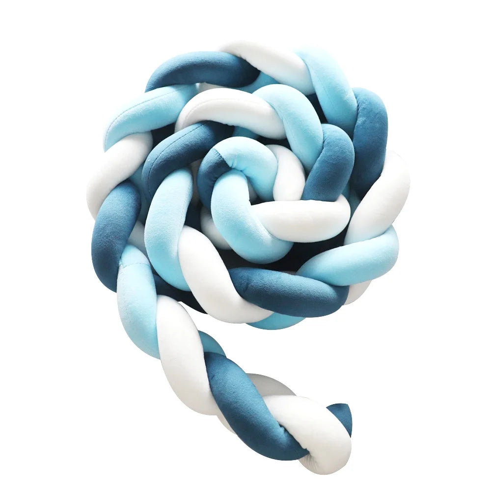 tresse-de-lit-bleu-foncé-turquoise-blanc-confortable-sécuritaire