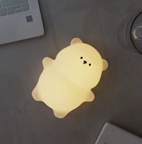 bébé-veilleuse-ours-couché-design-unique