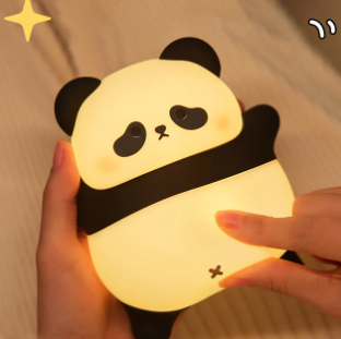 bébé-veilleuse-panda-couché-design-unique