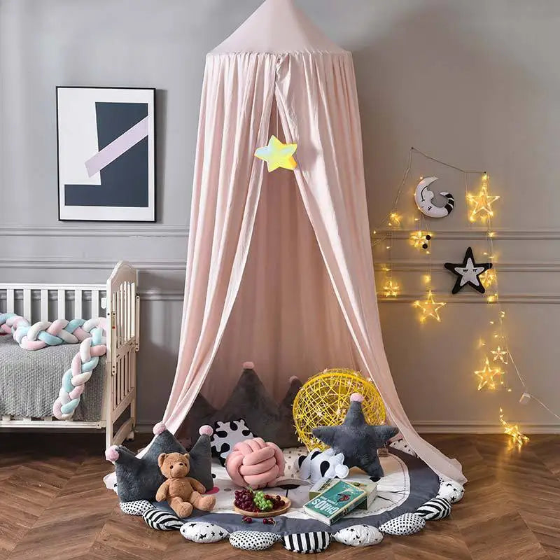 ciel-de-lit-enfant-rose-pale-décor-apaisant