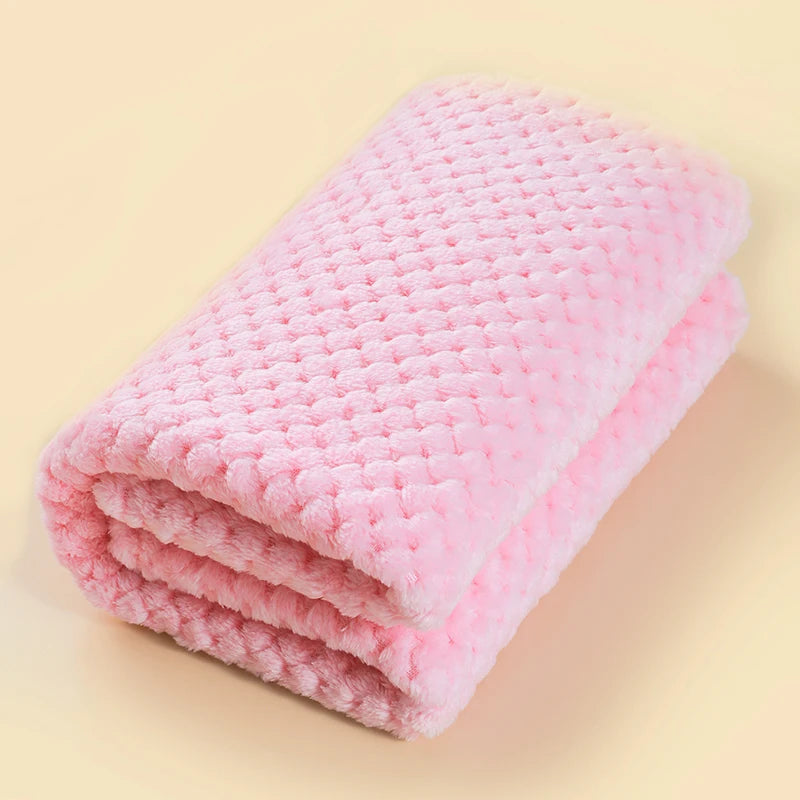 couette-pour-bébé-velours-corail-rose