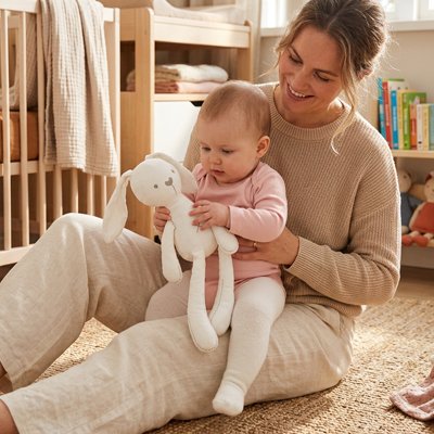 Doudou lapin blanc confortable et sécuritaire
