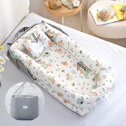 nid-pour-bébé-blanc-festif-gris-sécuritaire