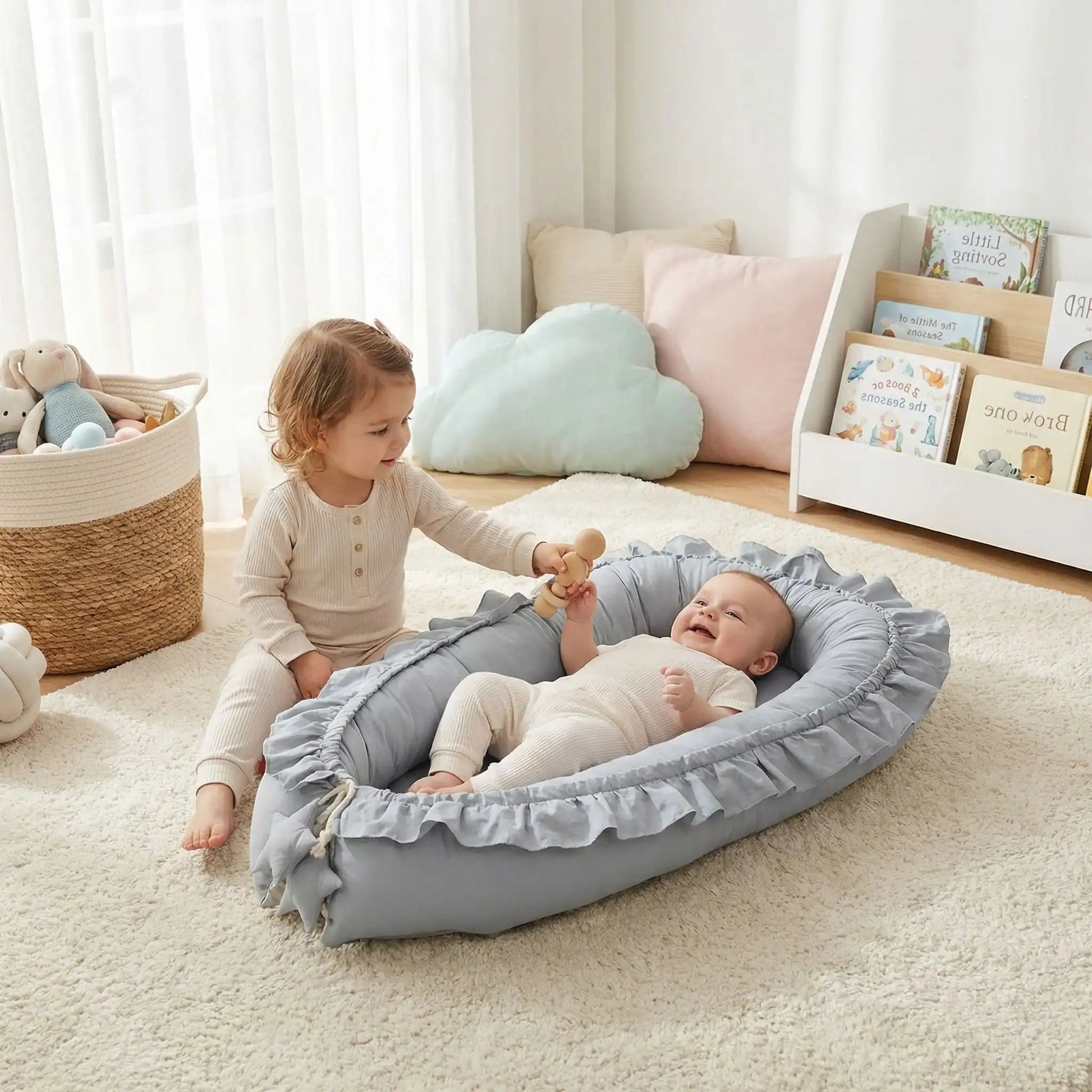 réducteur-de-lit-bébé-bleu-amusant-utile
