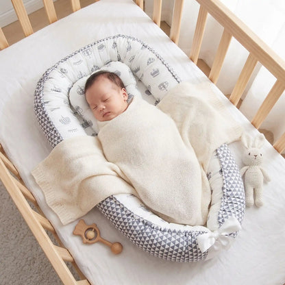 réducteur-de-lit-bébé-nidportablebebe-couronne-doux-sécuritaire