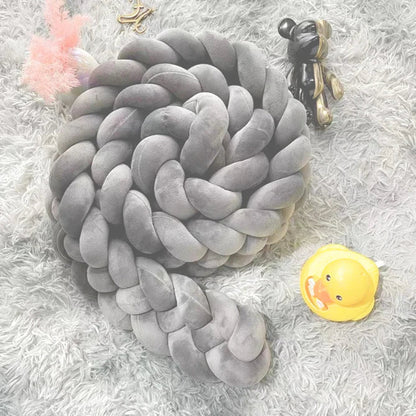 tresse-de-lit-bébé-gris-douce-solide