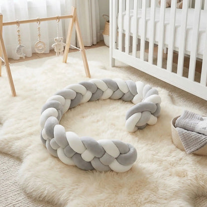 tresse-de-lit-cozyknot-blanc-gris-résistante-durable