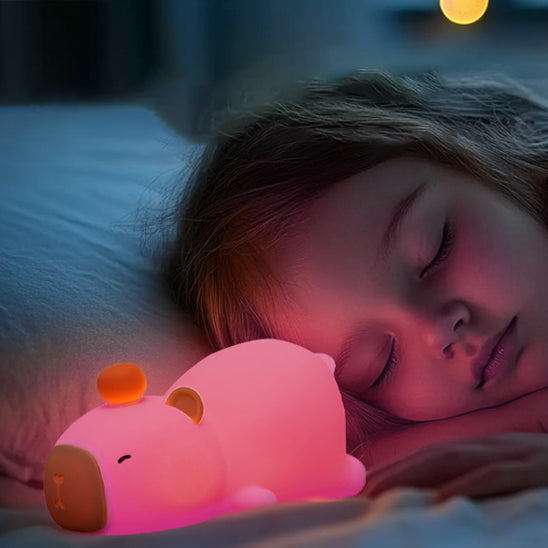 veilleuse-pour-bébé-capybara-couché-sommeil-récupérateur